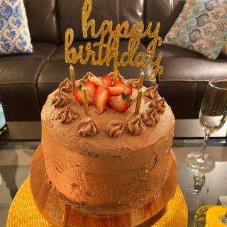 Happy birthday to my sweetheart ❤️.
.
.
Baked a 6 layer chocolate cake with chocolate buttercream to celebrate the occasion!!
#husbandbirthday #bakedwithlove #chocolatecake #birthdaycake #buttercreamfrosting #dessertlover #cakelover